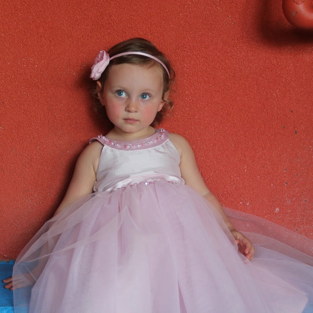 Meet your Posher, Lana